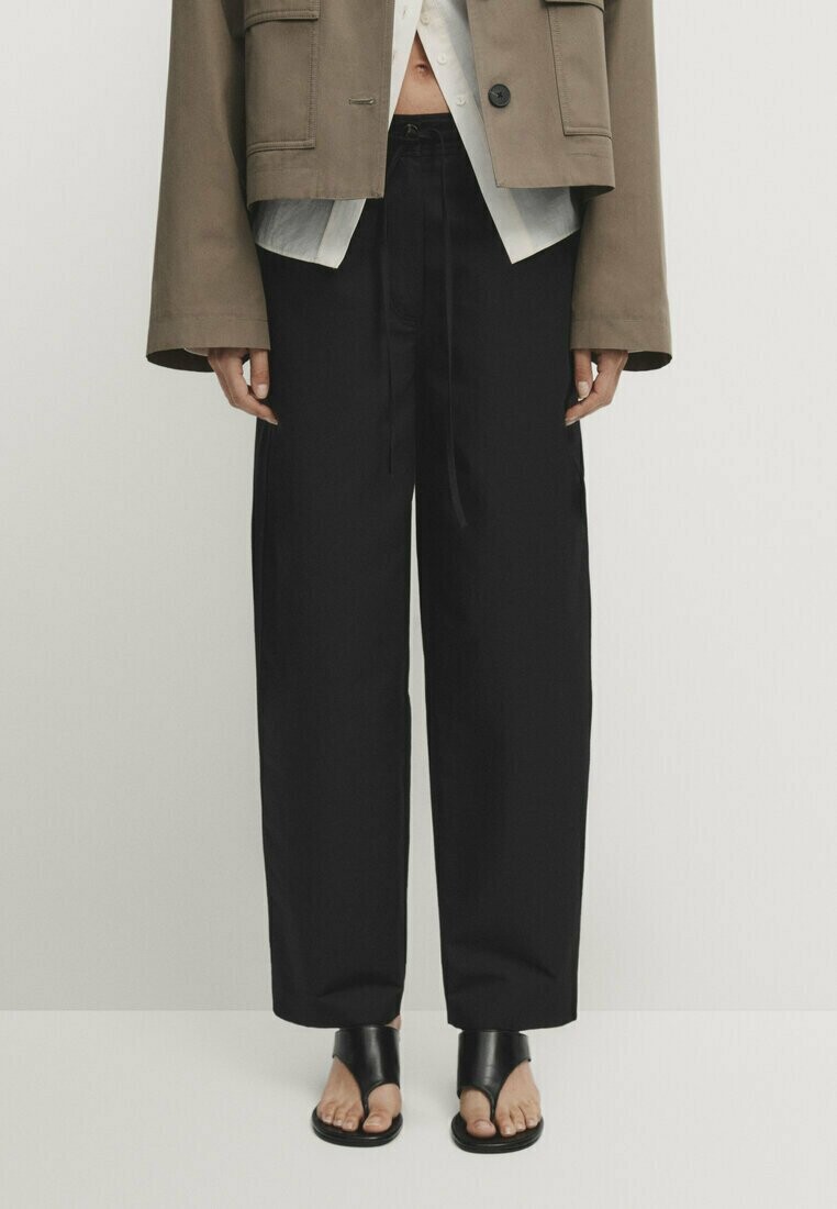 

Тканевые брюки Massimo Dutti, черный