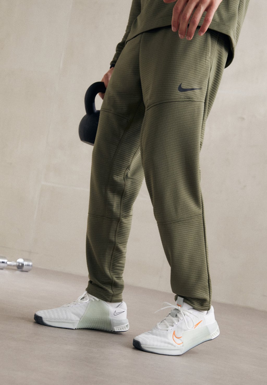 Спортивные брюки Pant Nike, цвет medium olive/black