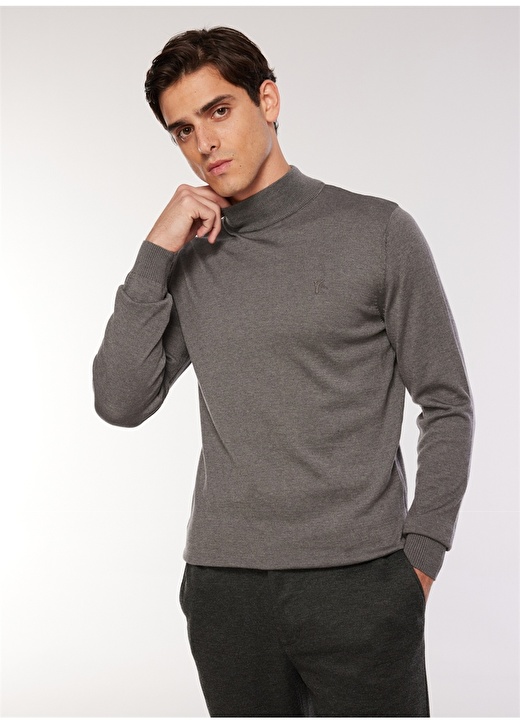 Серый меланжевый однотонный мужской свитер-полуводолазка Fabrika