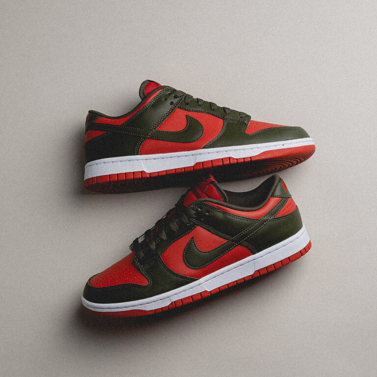 

Кроссовки Dunk Low Retro Nike, красный