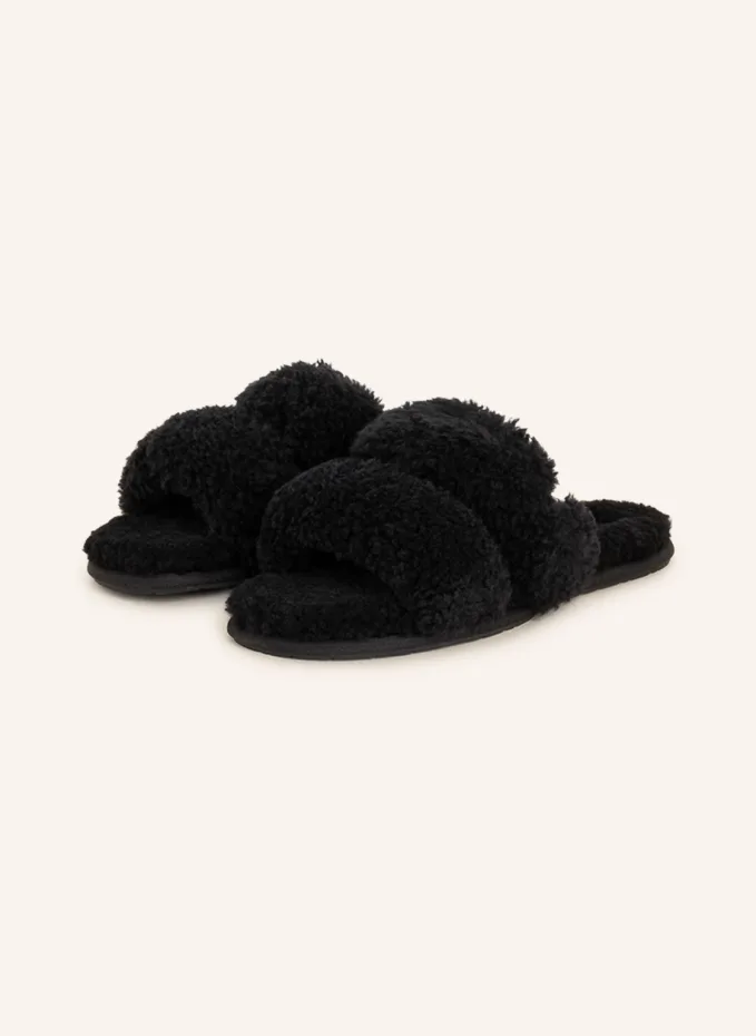 

Тапочки maxi curly scuffetta Ugg, черный