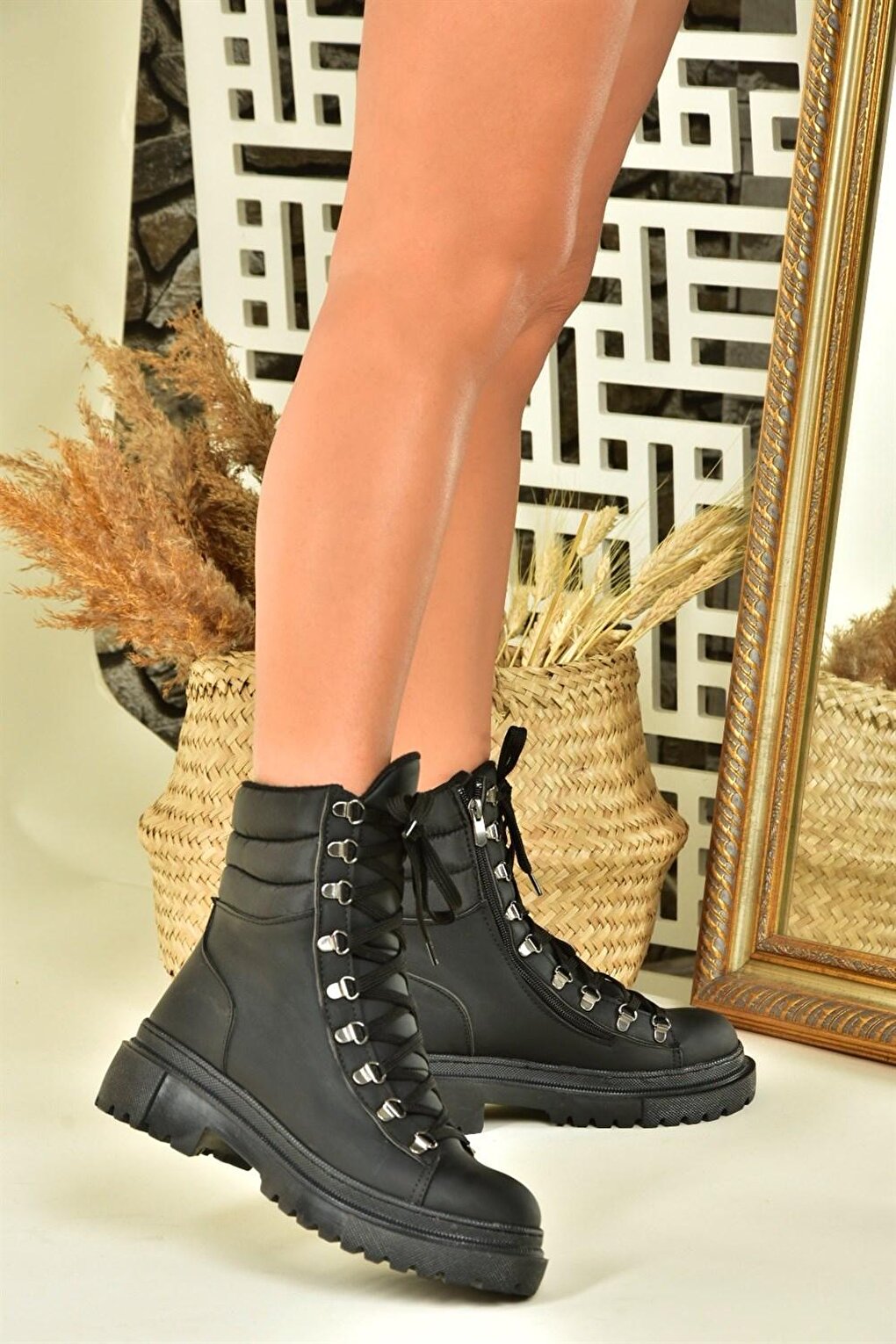 N9731897 Черные женские ботинки Fox Shoes