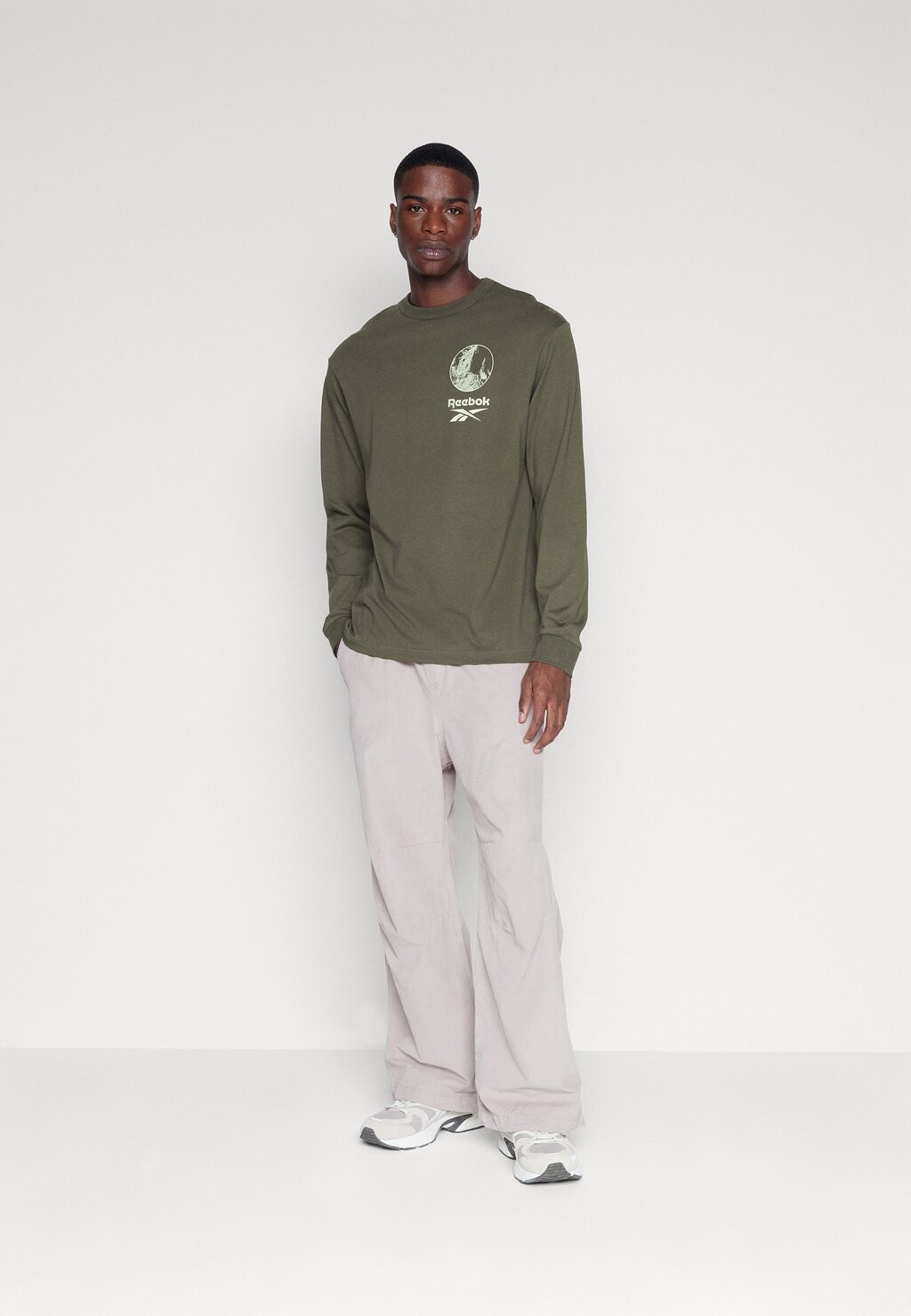 

Футболка с длинным рукавом ADVENTURE UNISEX Reebok, армейский зеленый