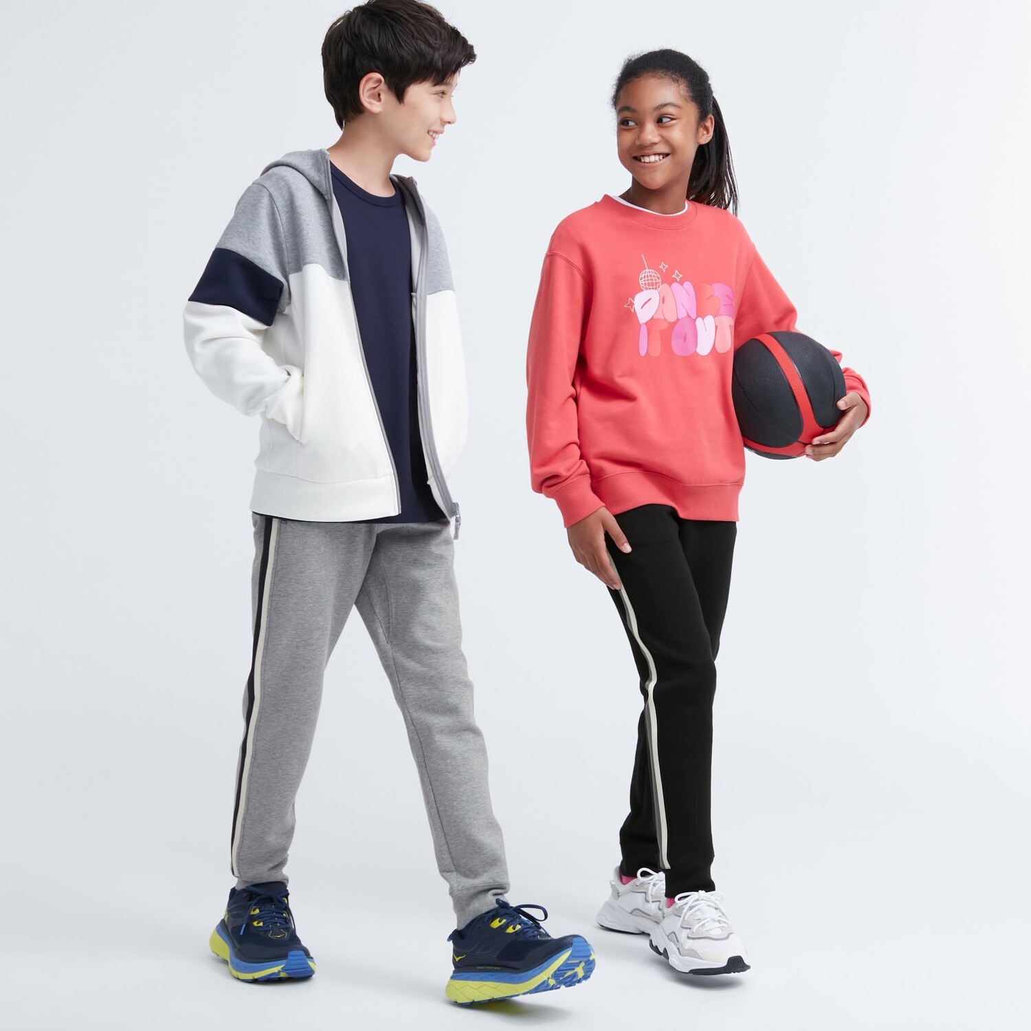 

Детские джоггеры Ultra Stretch DRY для детей Uniqlo, серый