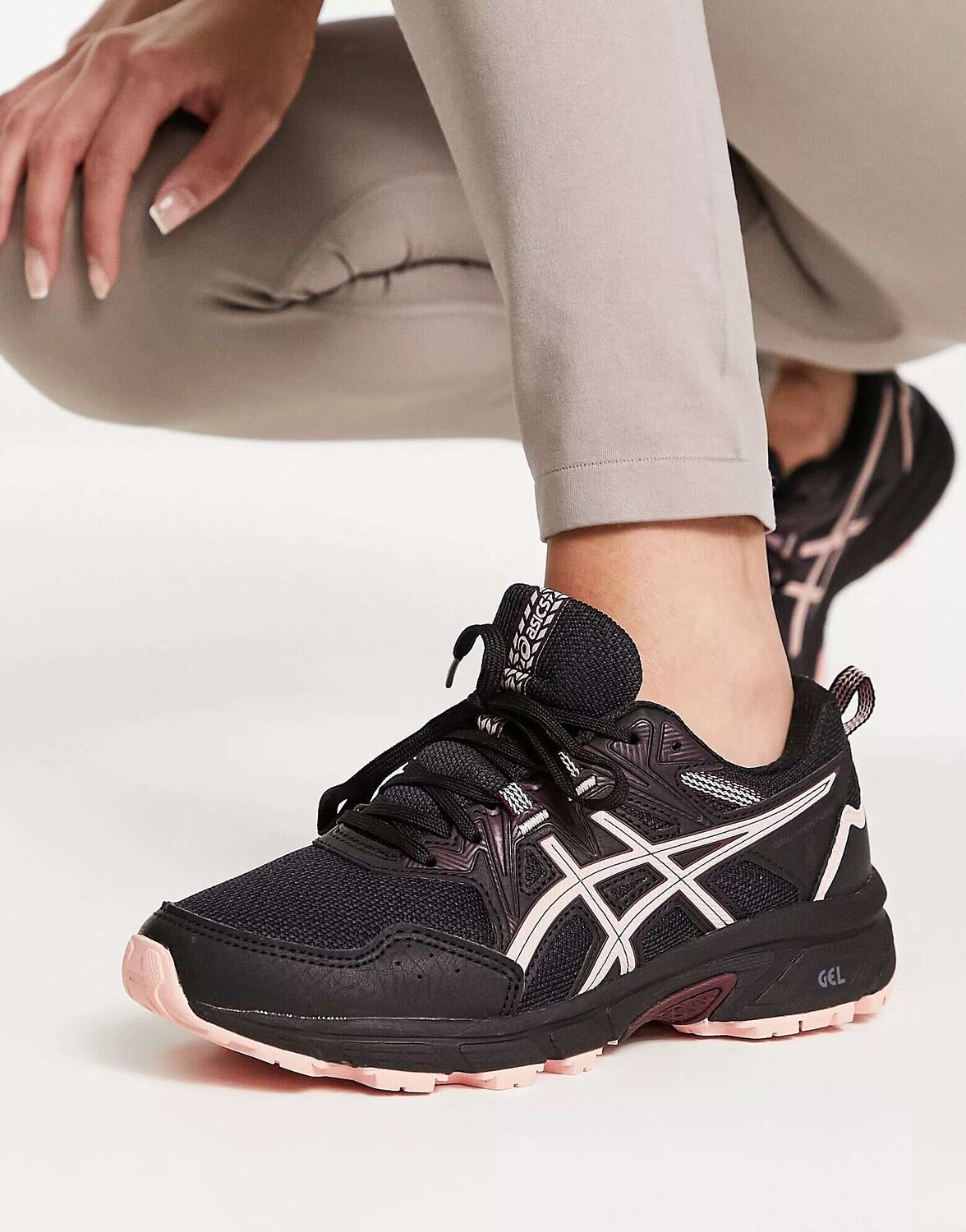 

8 кроссовок Asics Running Gel-Venture для бега по дорожке черного и оранжевого цвета, Черный