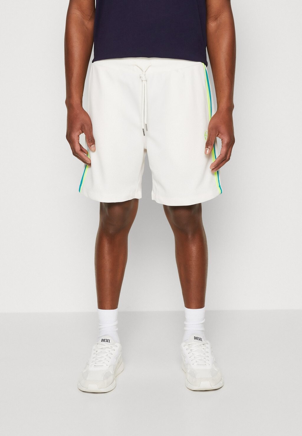 

Шорты Sergio Tacchini, бежевый