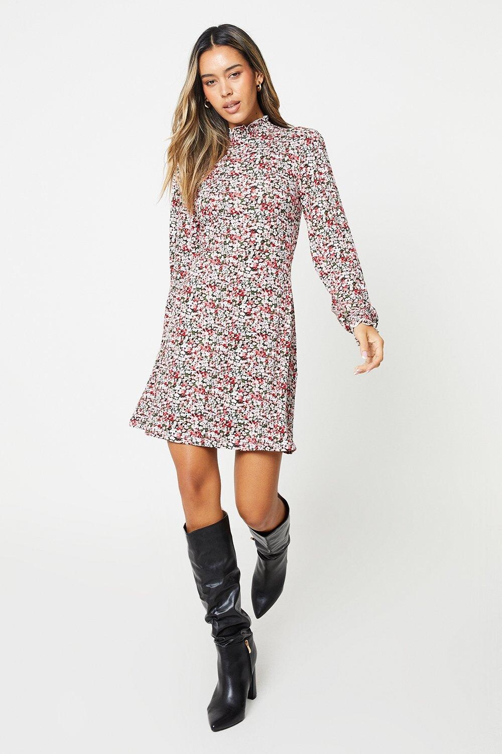 

Мини-платье с присборенными манжетами Dorothy Perkins, мультиколор