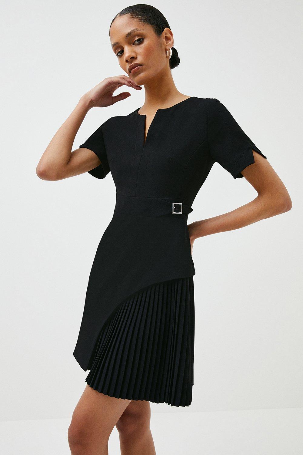 цена Миниатюрное мини-платье в стиле милитари со складками и короткими рукавами Petite Karen Millen, черный