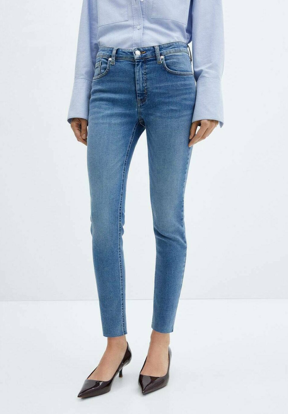

Джинсы Skinny Fit Isa Mango, цвет bleu moyen