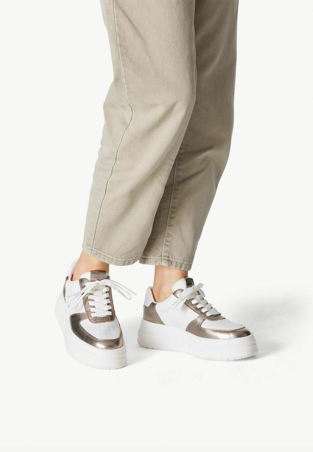 

Кроссовки Tamaris