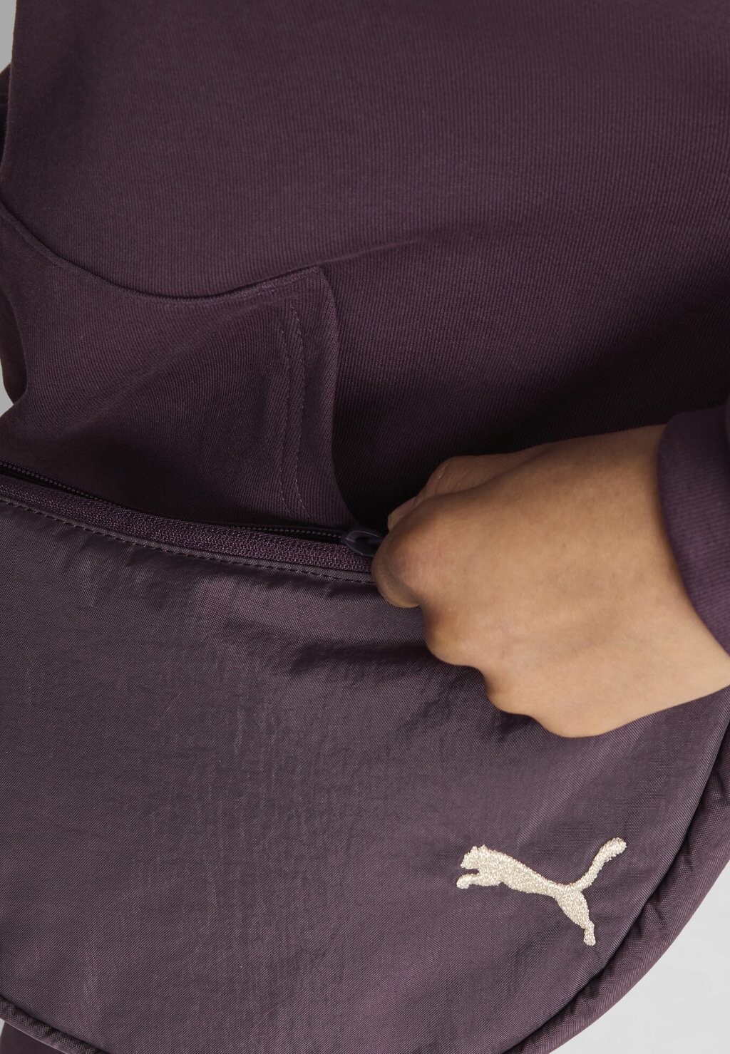 

Сумка через плечо CORE Puma, крапчатый фиолетовый