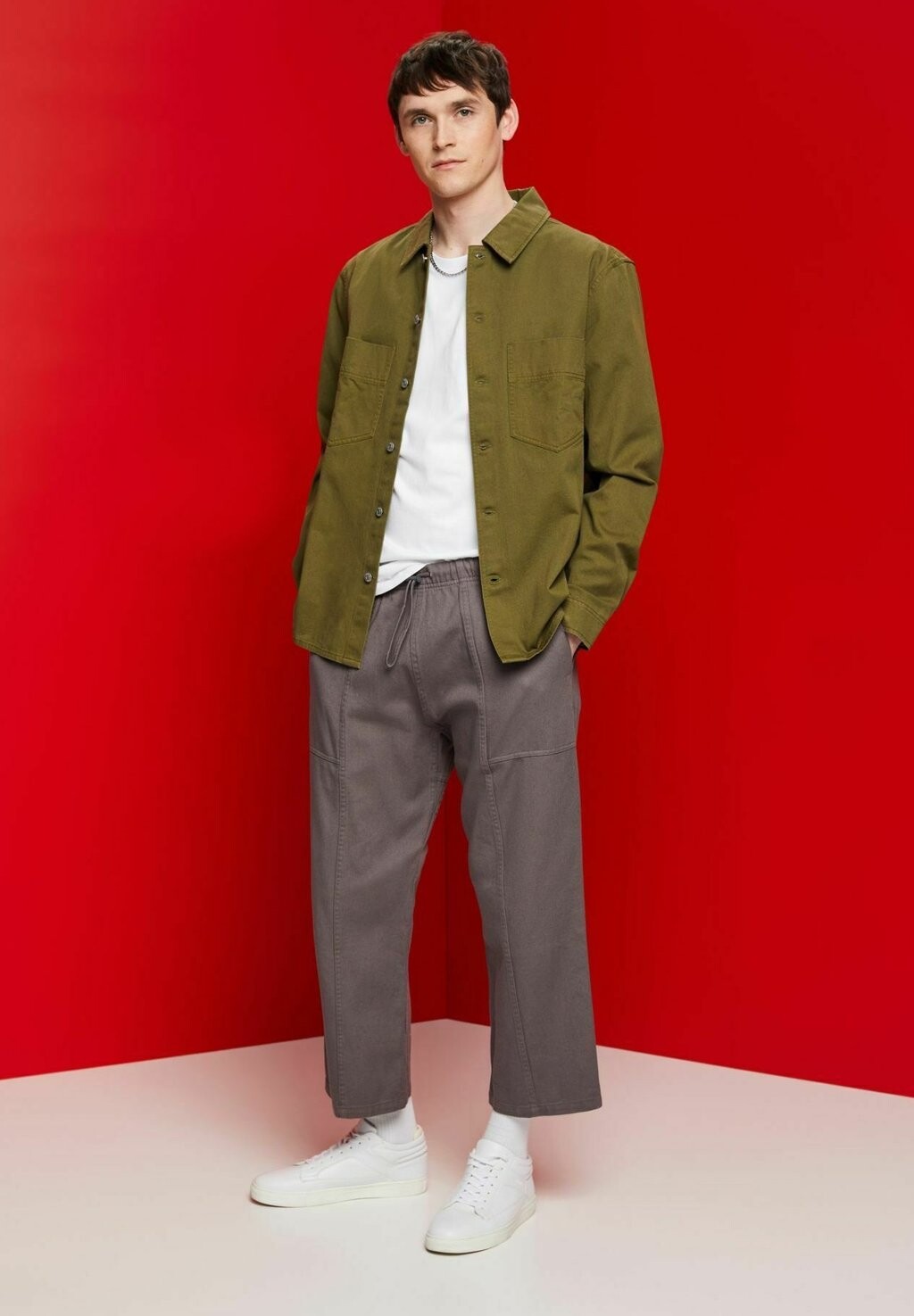 

Футболка с принтом Esprit, белый