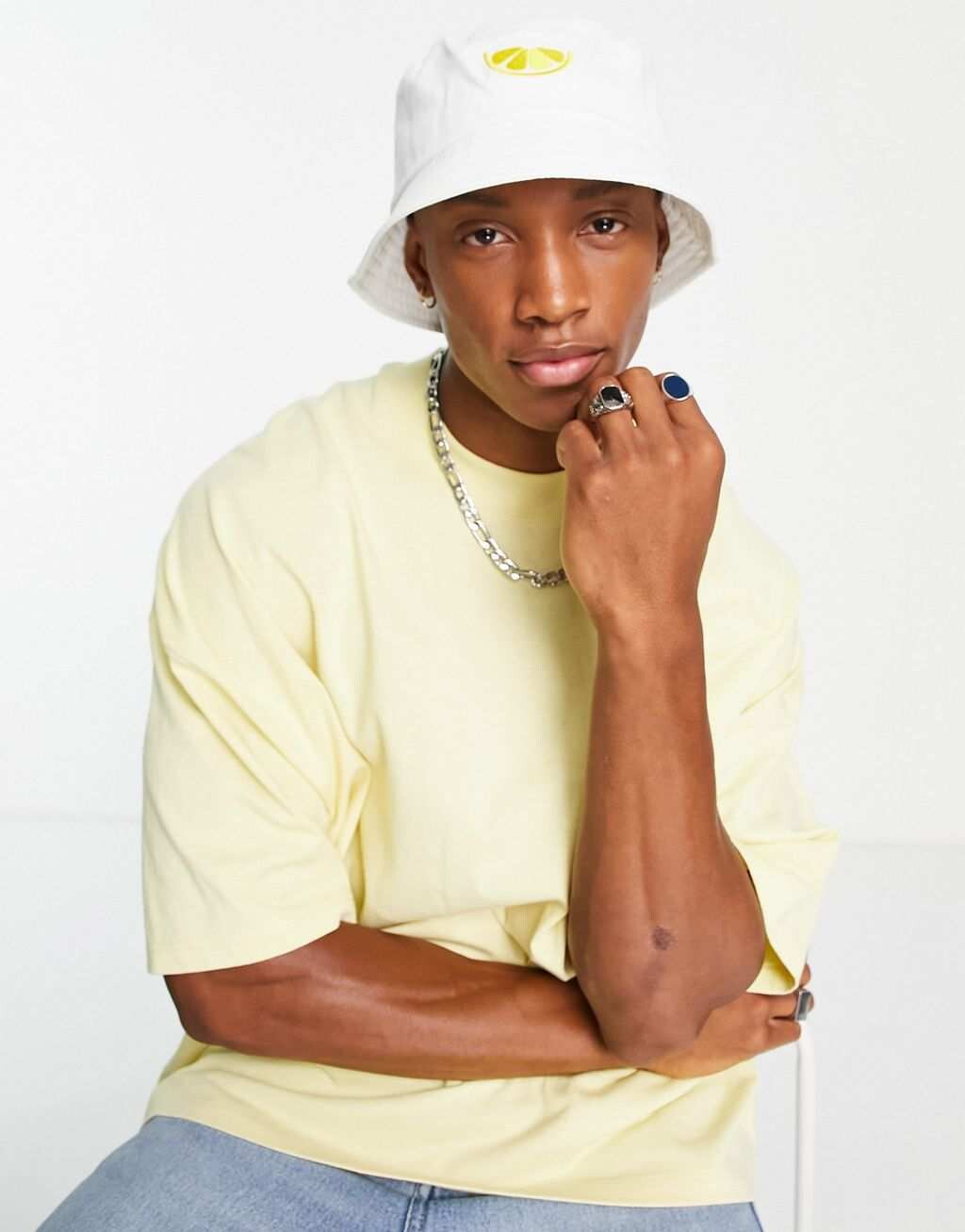 

Белая панама с лимонной вышивкой ASOS DESIGN