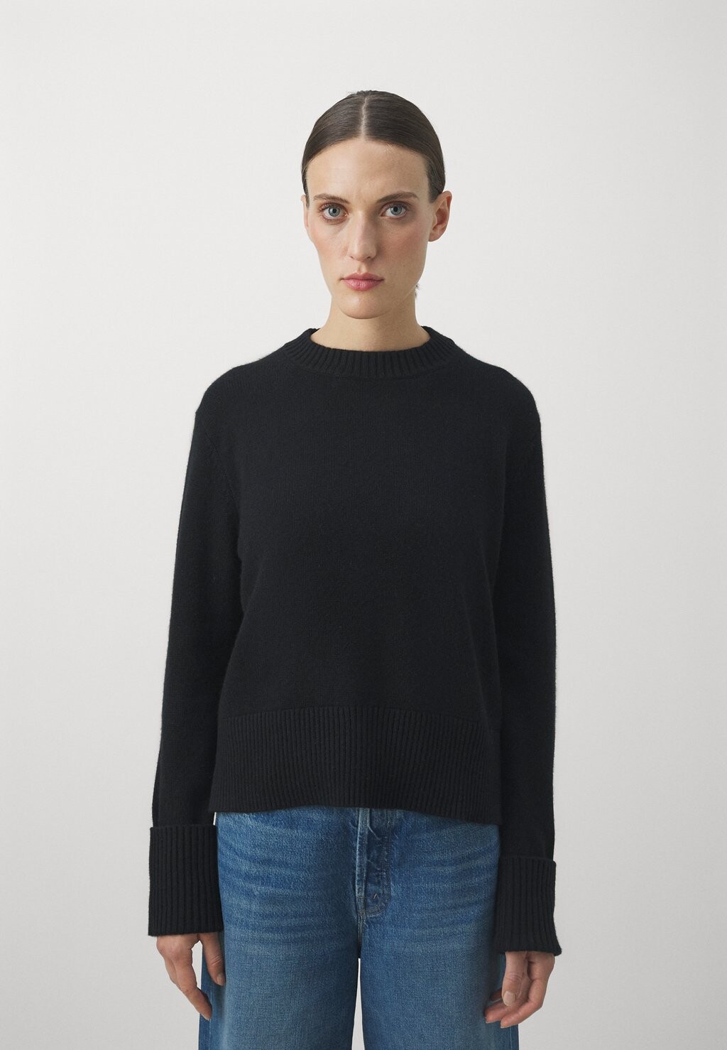 

Свитер FTC Cashmere, безлунная ночь