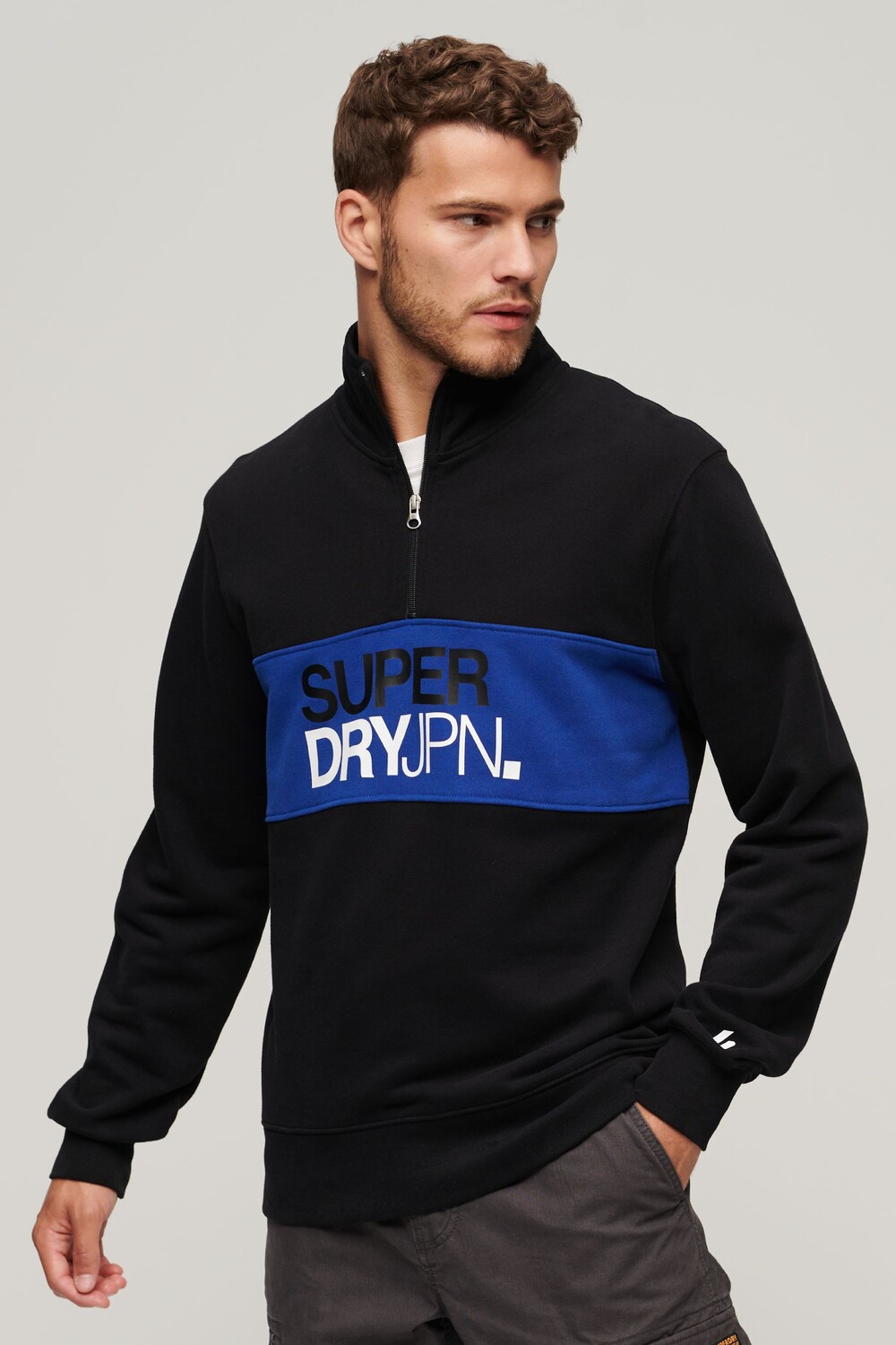 

Свободная спортивная толстовка с логотипом и короткой молнией Superdry, черный
