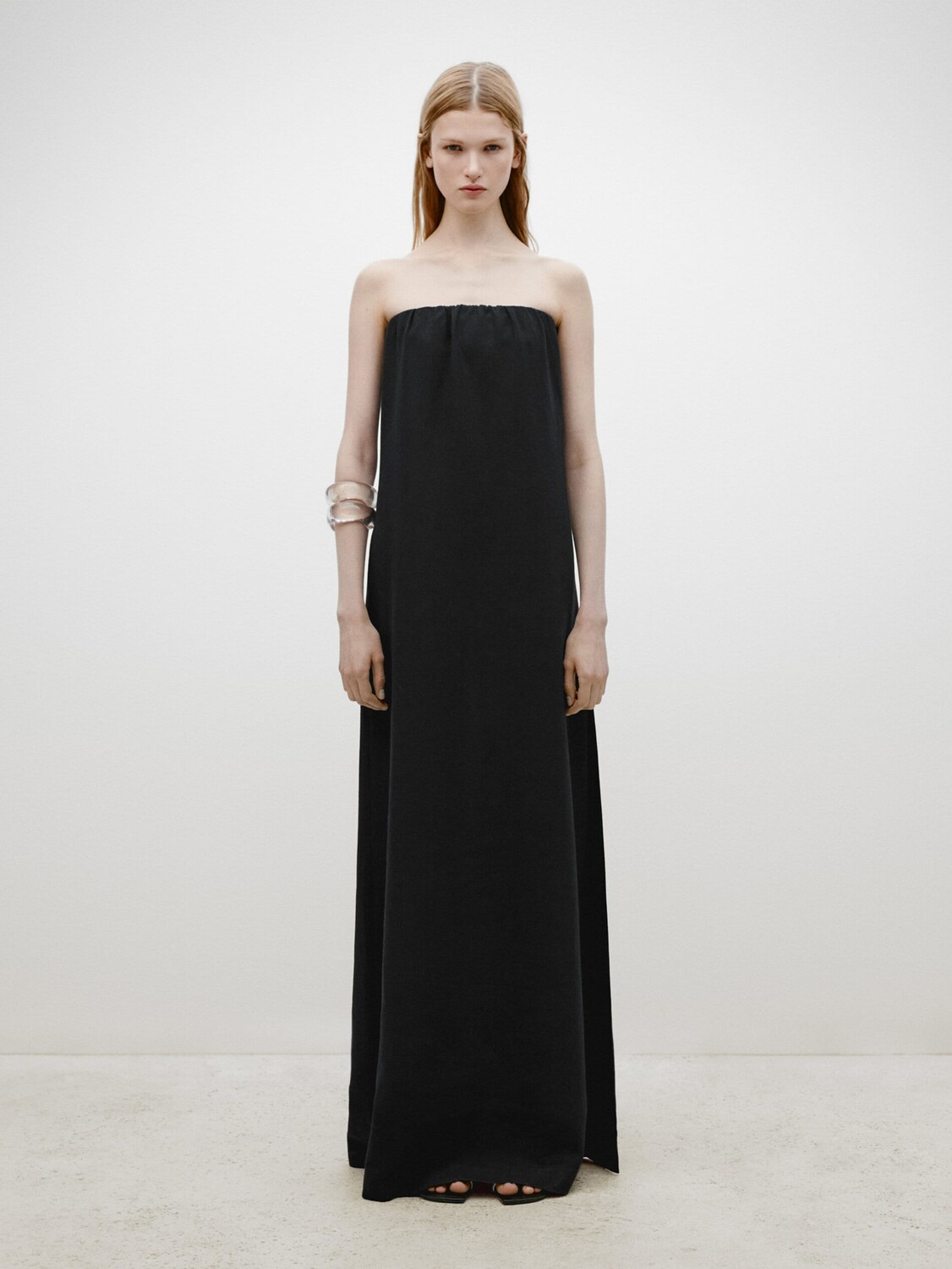 

Длинное платье без бретелек Massimo Dutti, черный