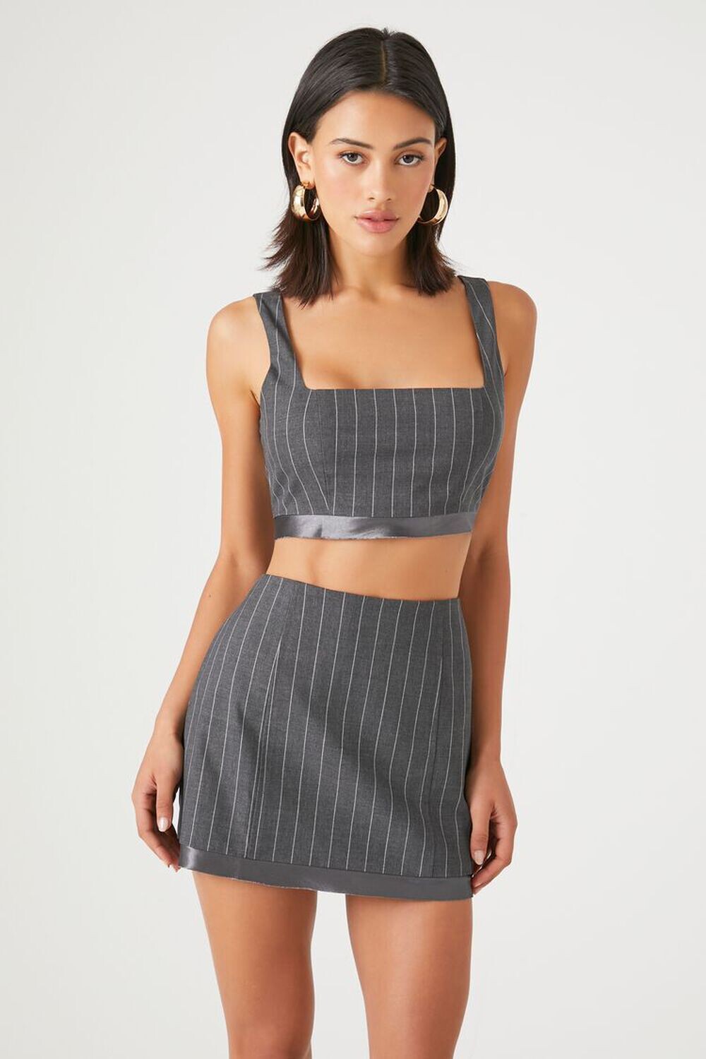 

Мини-юбка в тонкую полоску Forever 21, серый