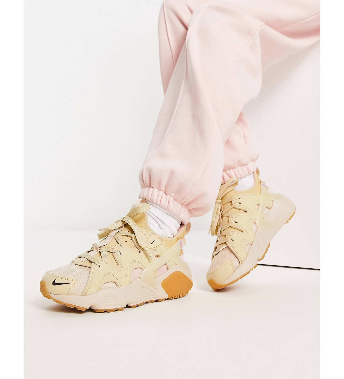 

Кроссовки Nike Air Huarache Craft из камня