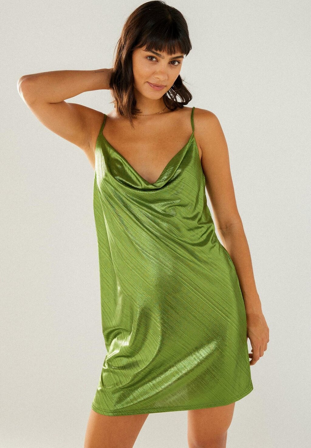 

Элегантное платье Urban Threads