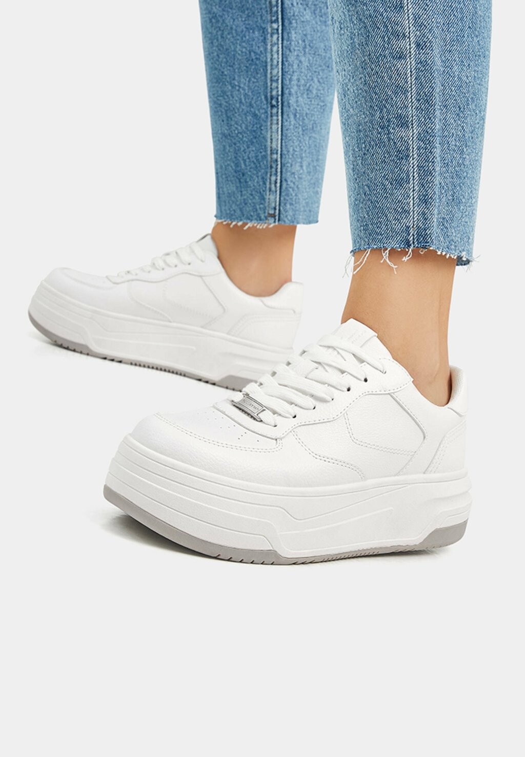 

Кроссовки PULL&BEAR, белый