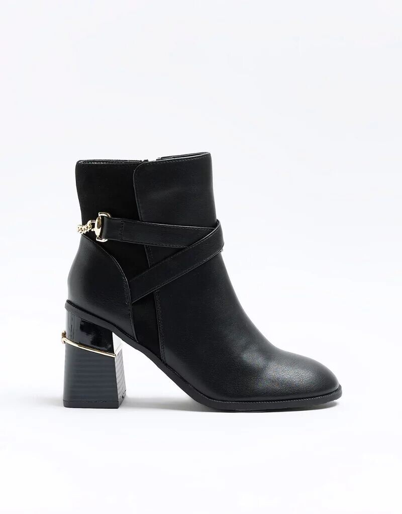 

Черные ботинки на блочном каблуке River Island Wide Fit с широкой посадкой