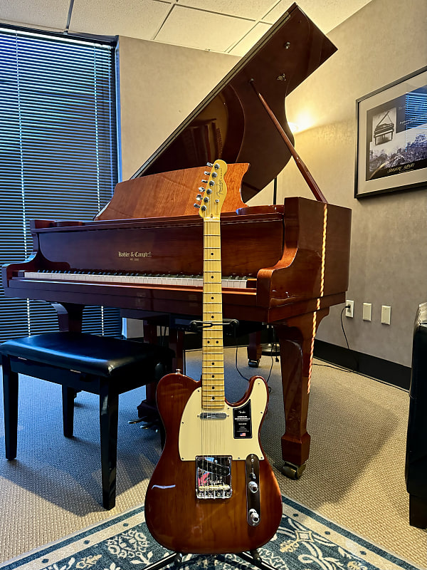 

Электрогитара Fender American Pro II Telecaster 2023 - Sienna Sunburst