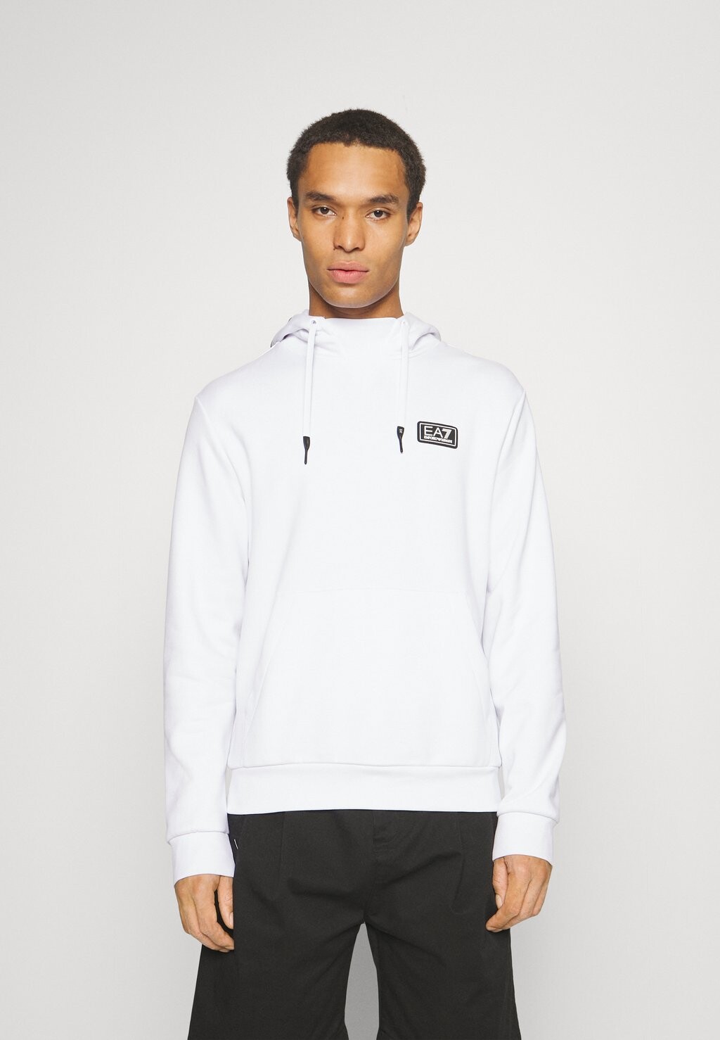 

Толстовка EA7 Emporio Armani, белый