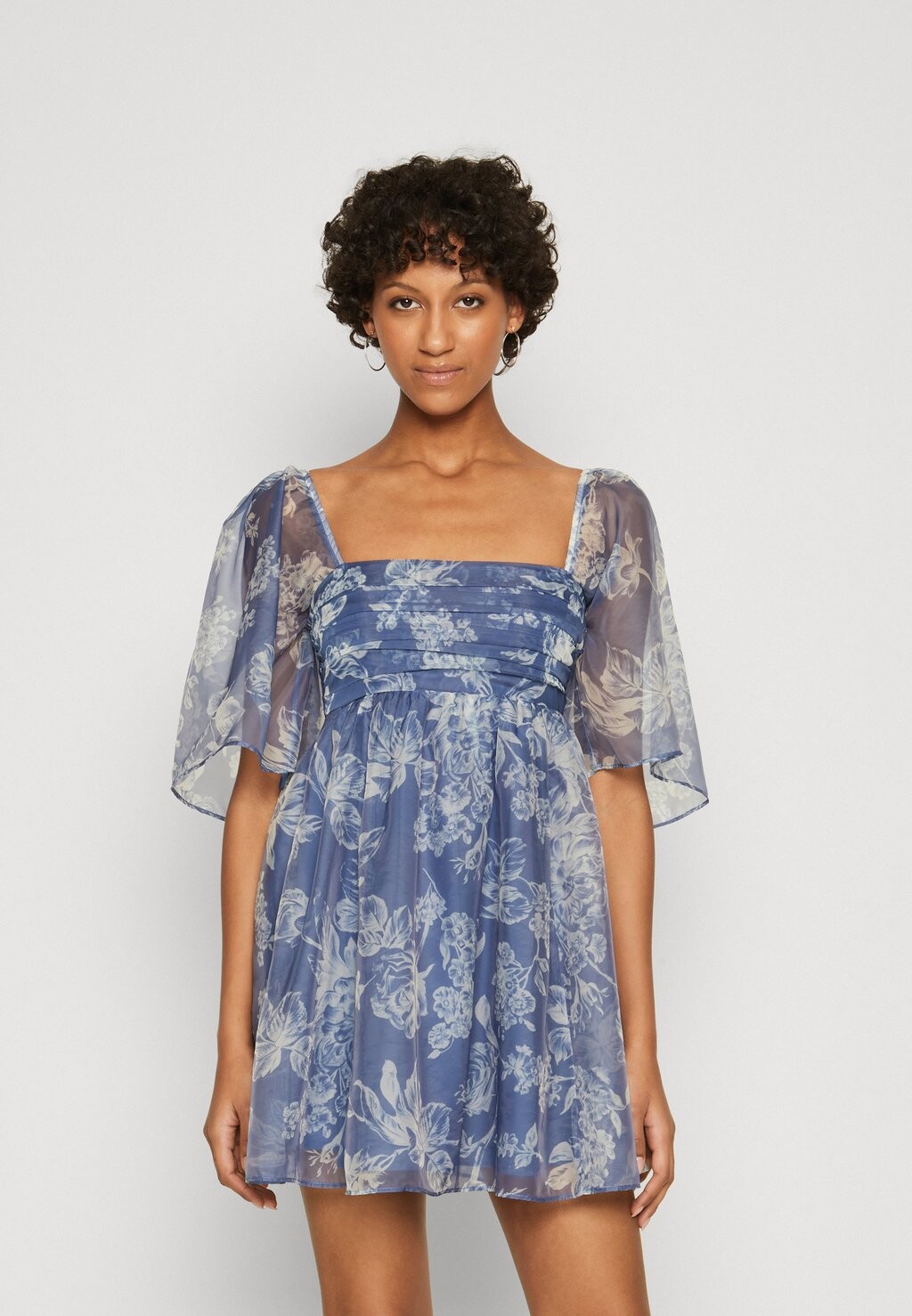 

Повседневное платье MINI Abercrombie & Fitch, цвет blue