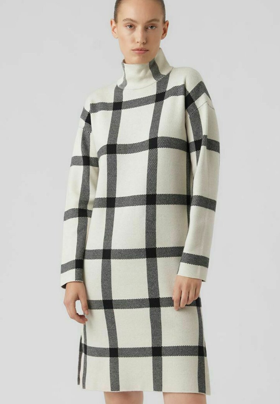 

Вязаное платье Vero Moda