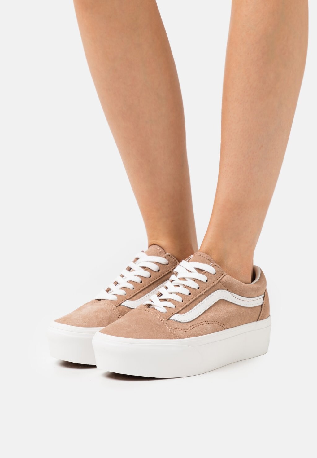 

Кроссовки Vans