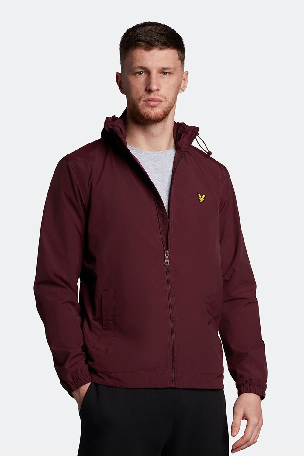 

Красная куртка с капюшоном на молнии Lyle & Scott, красный