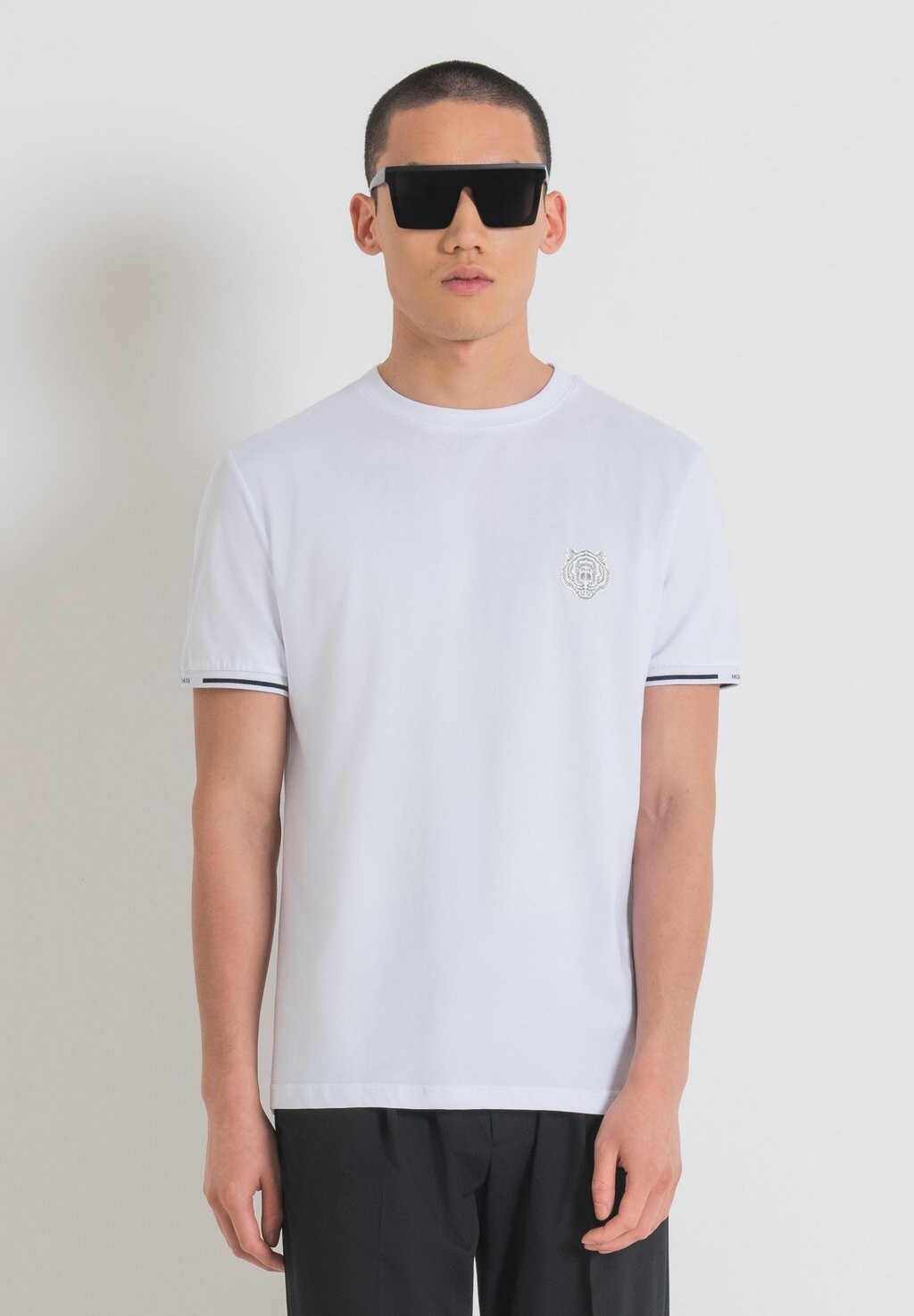 

Футболка с принтом With Rubber Injection Print Double Layer Antony Morato, белый