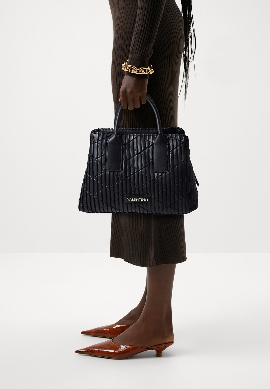 

Сумочка CLAPHAM Valentino Bags, черный