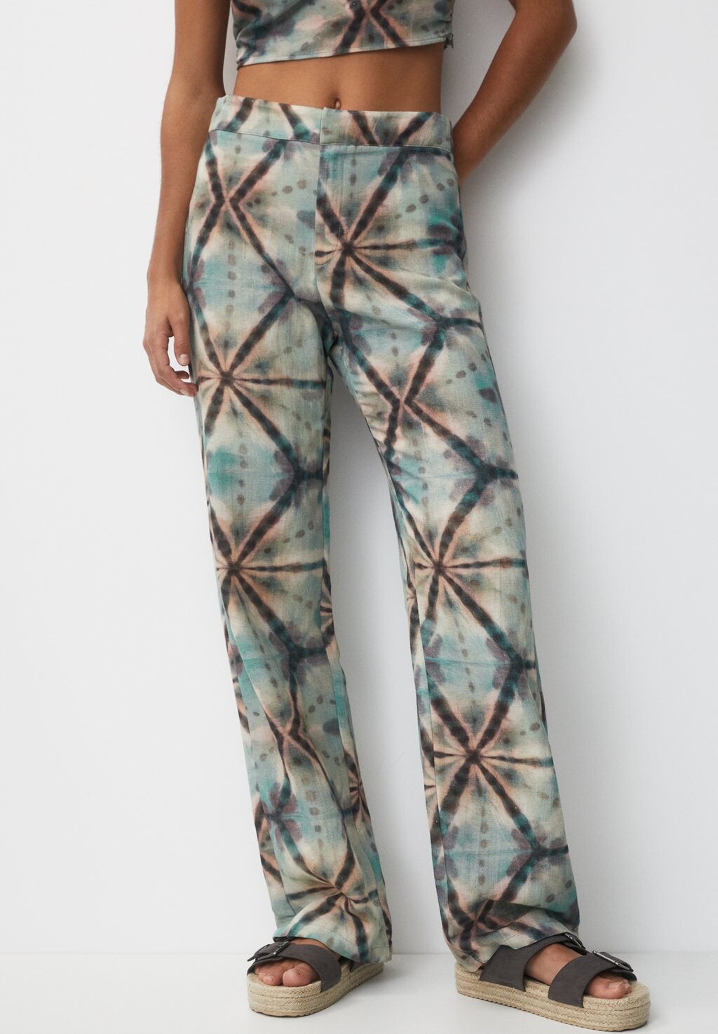 

Брюки PULL&BEAR