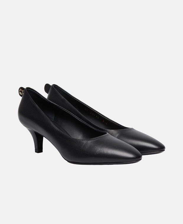 

ТУфли лодочки Salvatore Ferragamo, черный