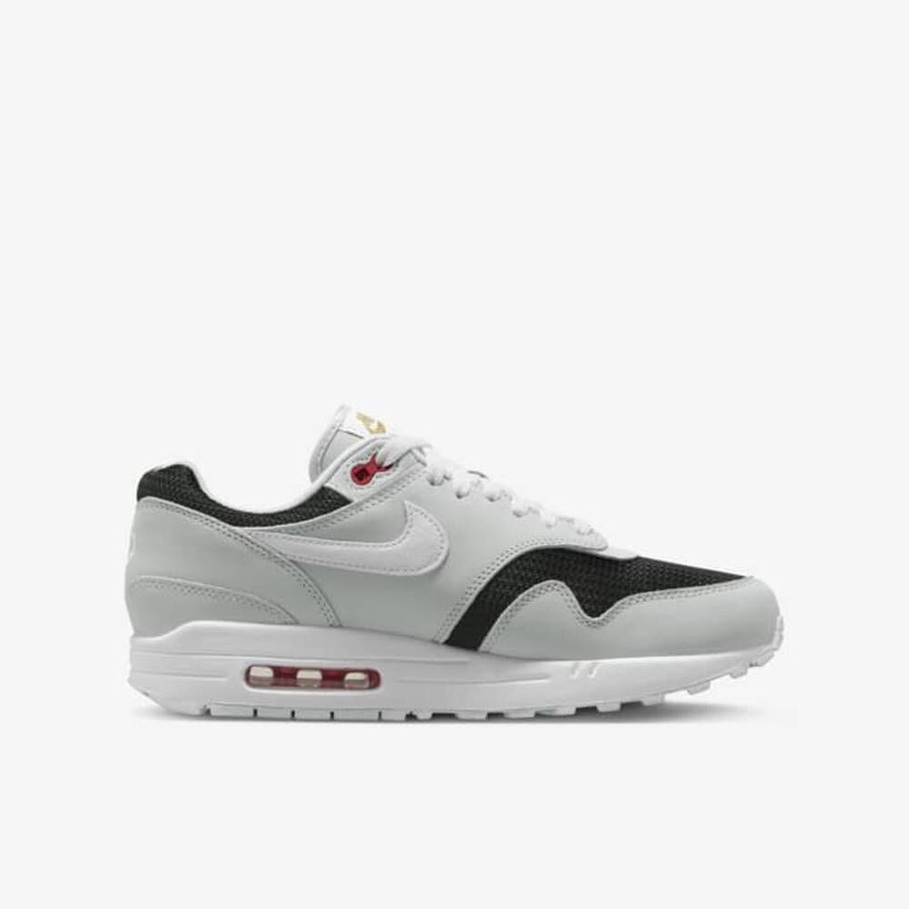 

Кроссовки Nike Air Max 1, серый