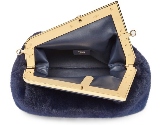 

Сумка Fendi First среднего размера Fendi, синий
