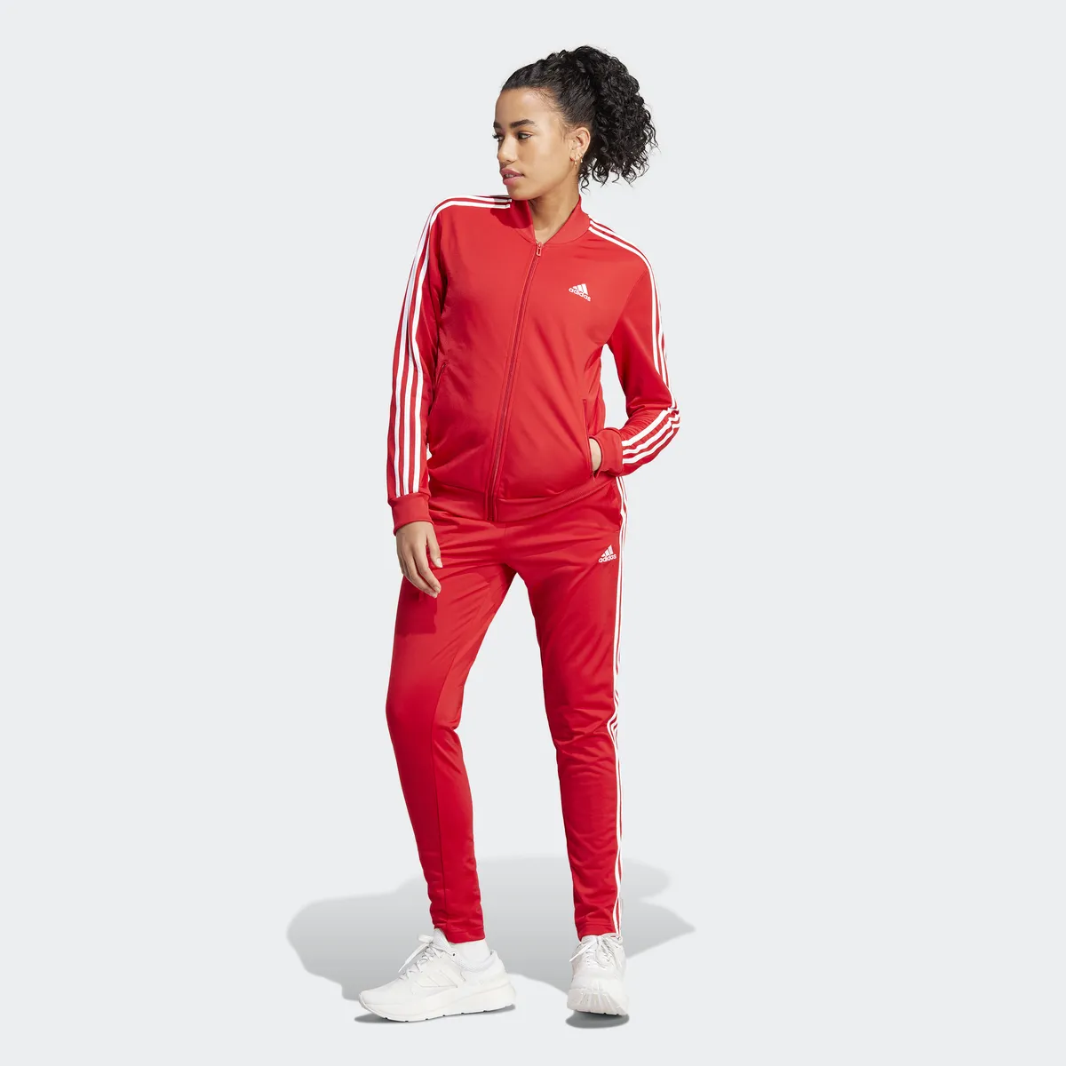 

Спортивный костюм Adidas Sportswear "W 3S TR TS" (2 шт.), белый