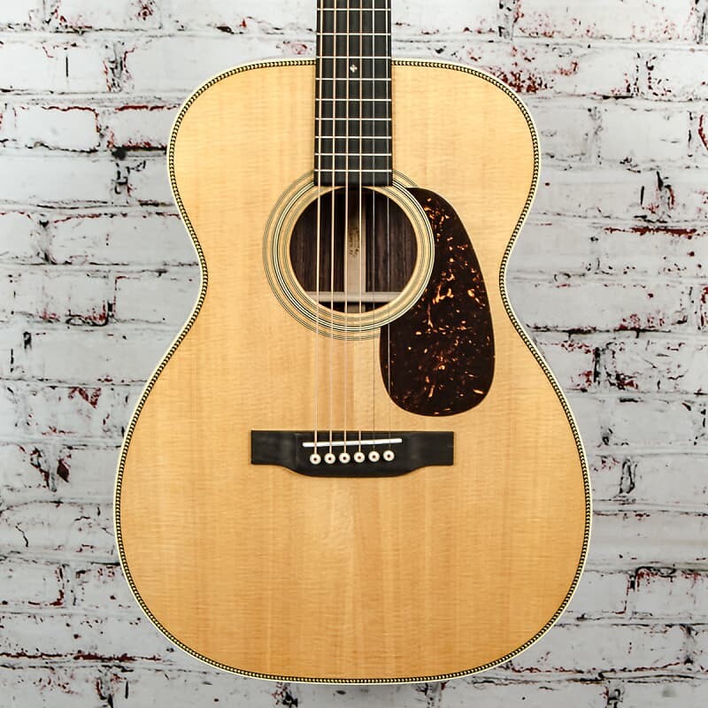 

Акустическая гитара Martin - 00-28 - Acoustic Guitar - Natural - w/ Hardshell Case - x0127