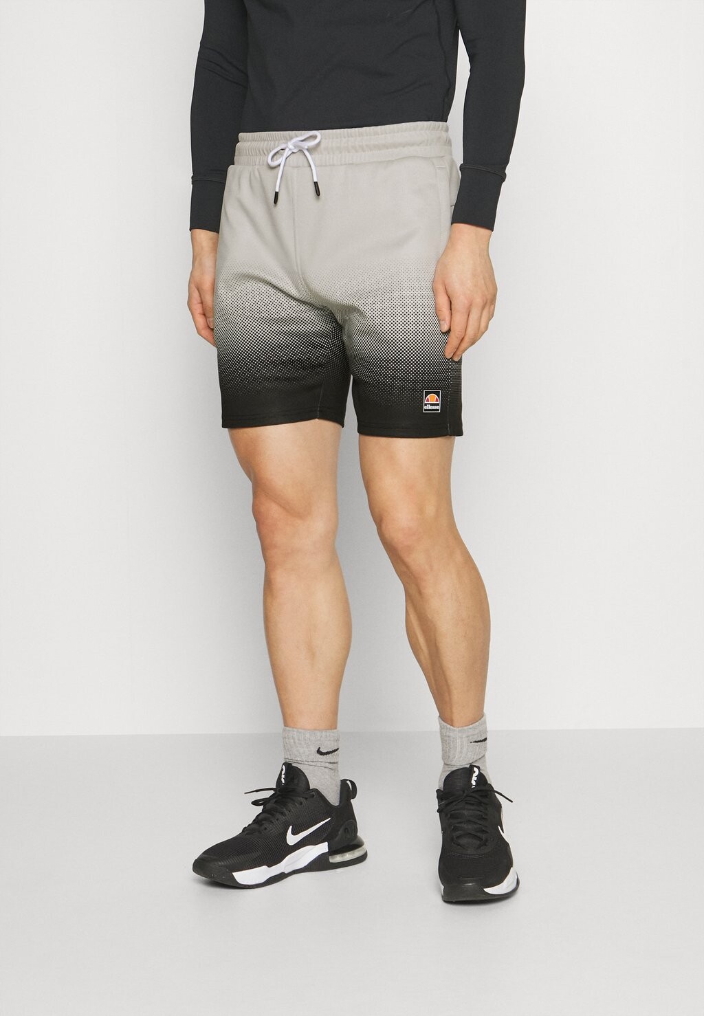

Спортивные шорты Ellesse
