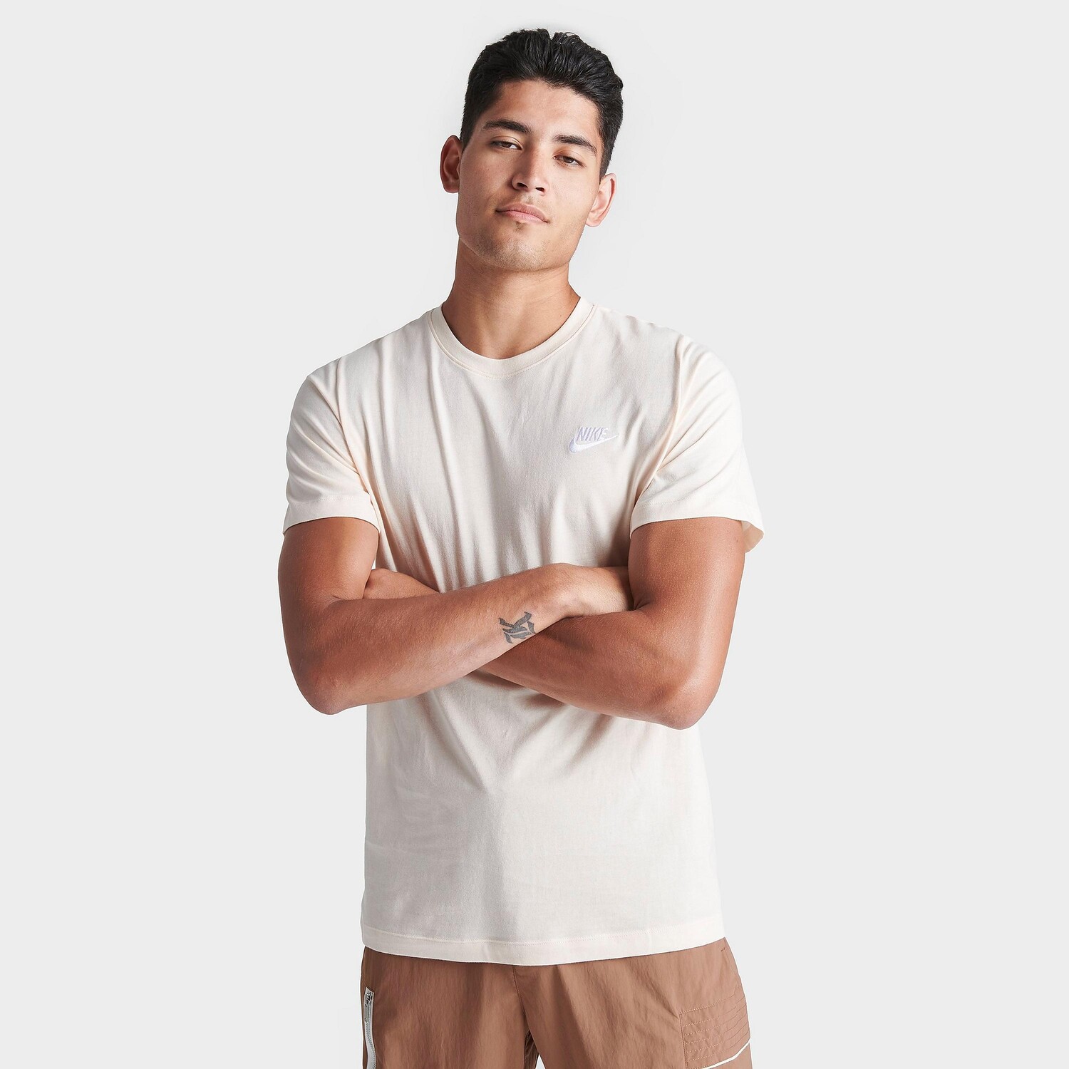 

Футболка Nike Sportswear Club, белый