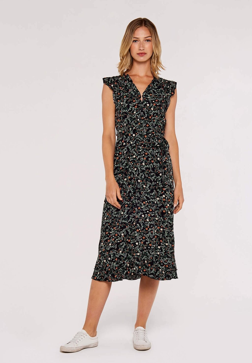 

Платье-рубашка Buttercup Floral Button Midi Apricot, черный