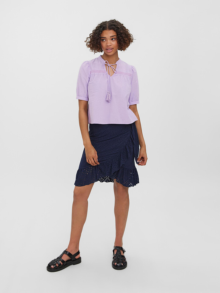 

Блуза Vero Moda Pretty, цвет Flieder