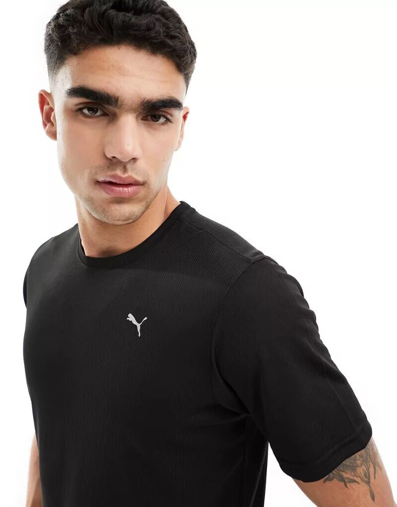 

Черная футболка с логотипом Puma Training