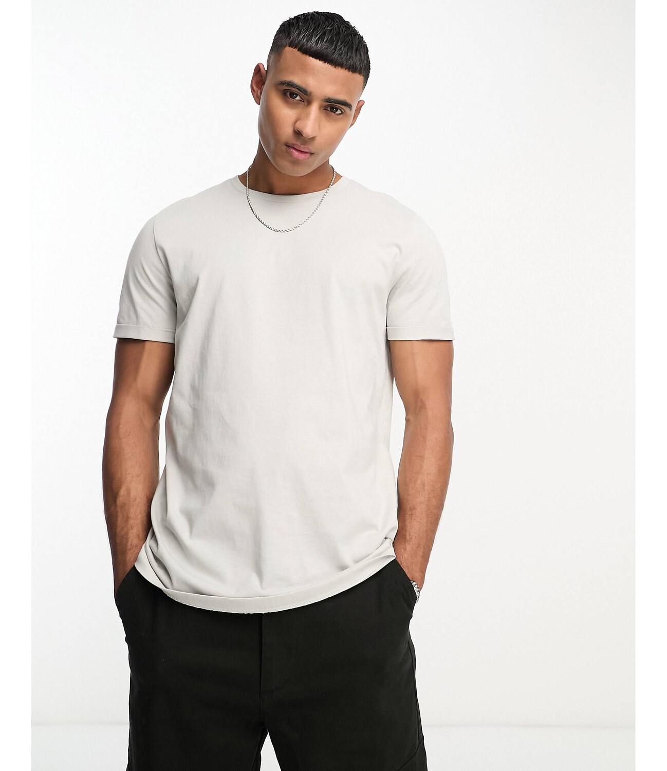 

Светло-серая футболка с отворотами ASOS DESIGN