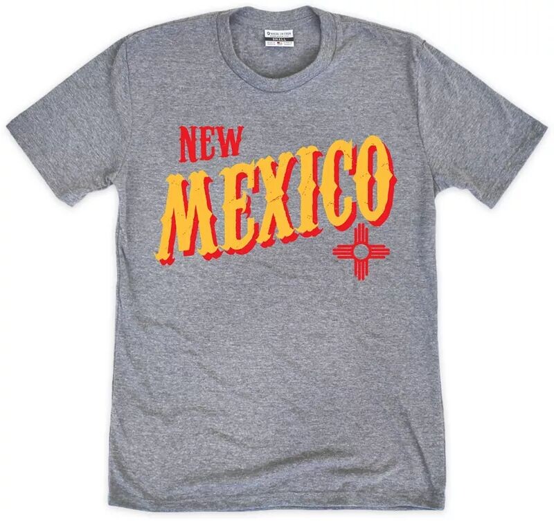 

Серая футболка с надписью Where I'm From New Mexico
