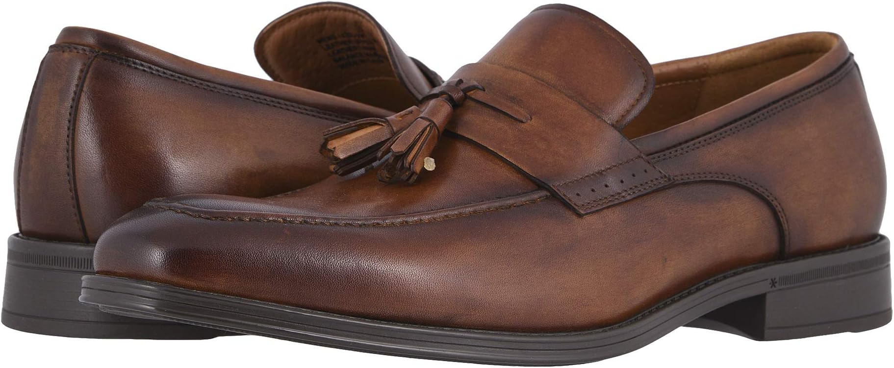 

Лоферы Amelio Moc Toe Tassel Slip-On Florsheim, цвет Cognac Smooth