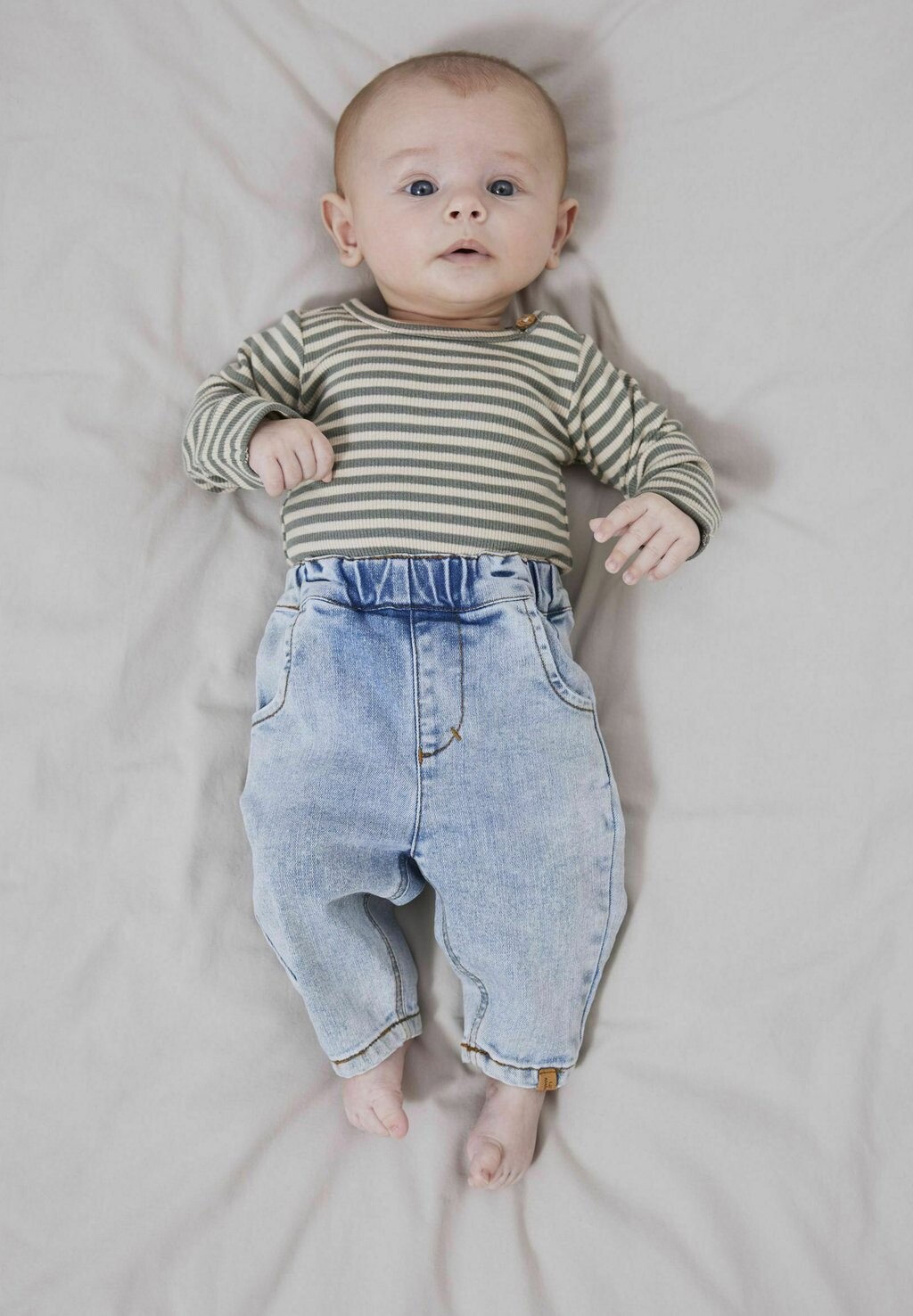 

Джинсы свободного кроя Lil' Atelier, цвет light blue denim