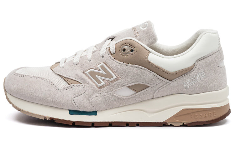

Кроссовки мужские New Balance, бежевый