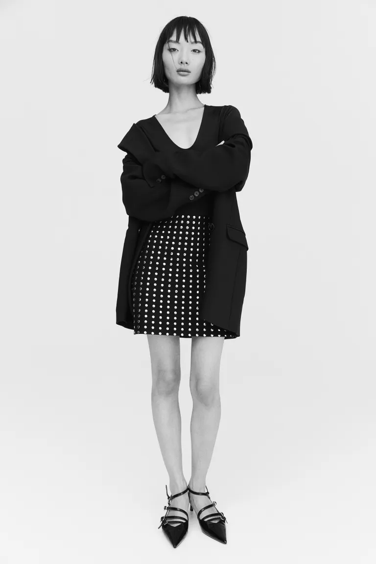 

Мини-юбка с карманами H&M, черный